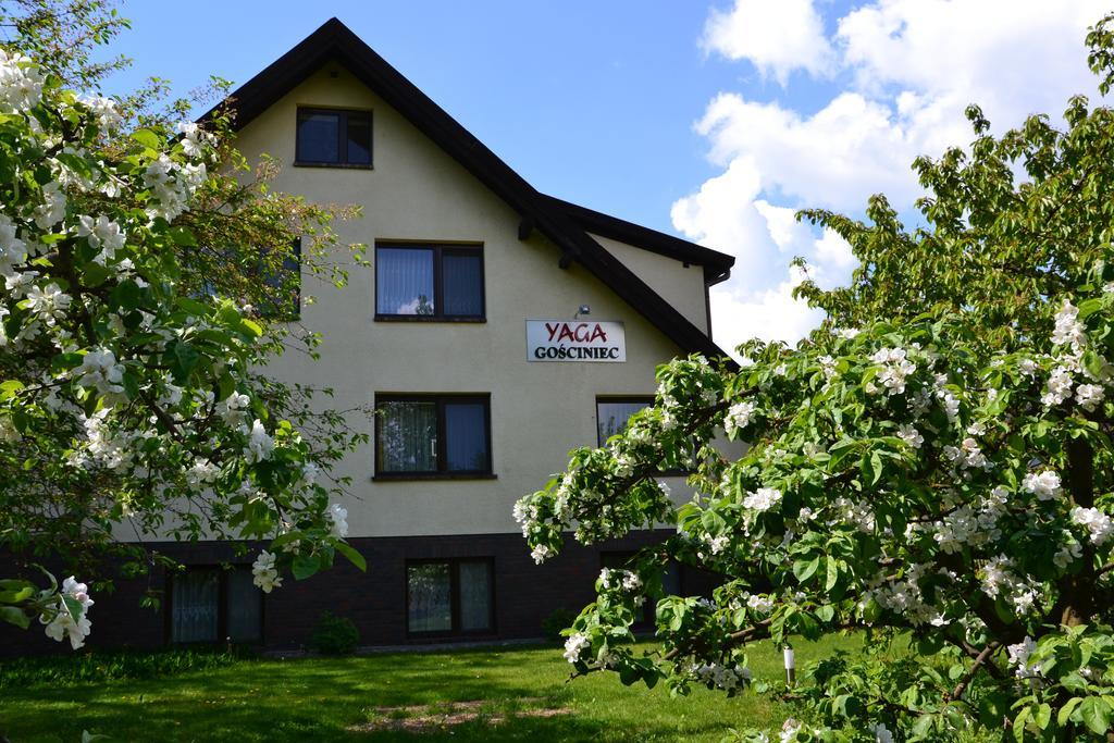 Gosciniec Yaga Bed & Breakfast Wilkasy Exterior photo